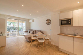LE CALIFORNIA 200m des plages chic luxe et cosy 2 à 4 personnes